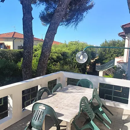 דירה La Casa Bianca Di Fronte Al Mare קסטיליאונצ'לו