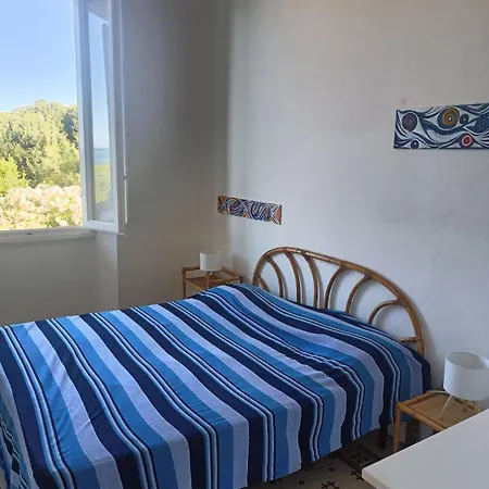 La Casa Bianca Di Fronte Al Mare דירה